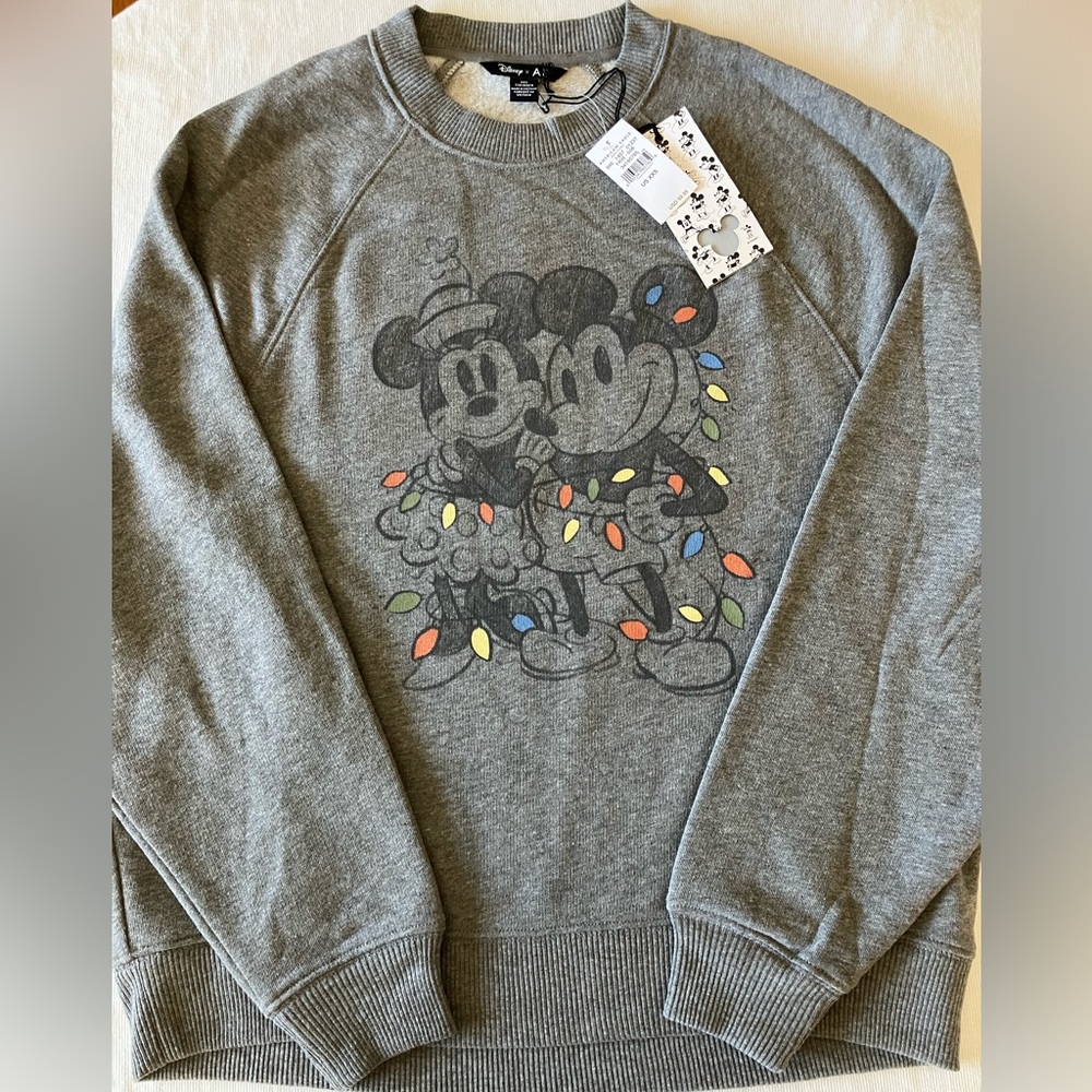 NWT Disney x American Eagle Mickey and Minnie Holiday Christmas Sweatshirt